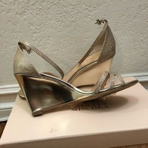 Jewel Badgley Mischika Antonette Gold wedge heal